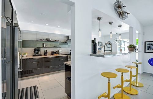 Deep Well Ranch House | Deepwell Dream Home - Modern Luxury, Close to Everything, Amazing Location