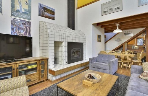Truckee House | Deer Path by Tahoe Truckee Vacation Properties