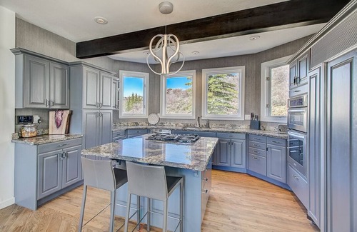 Deer Valley House | Deer Valley Private Home, Mountain Modern, Private Hot Tub, Wonderful Gathering Spaces and Views