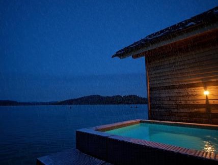 Walchwil Apartment | Dein Traum direkt am See