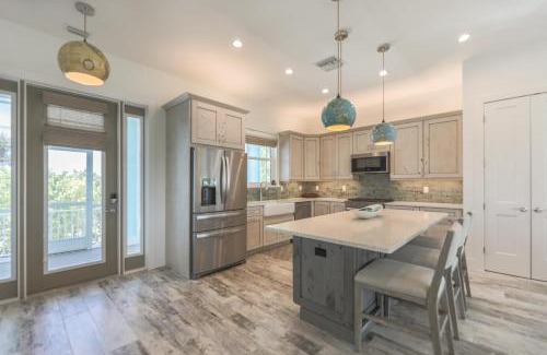 Sanibel House | Deja Blue