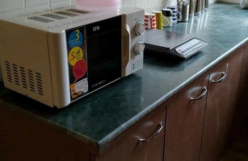 Sualkuchi Apartment | DekaChang a cozy 2BHK apartment, home away from home