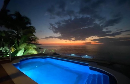 Mismaloya Villa | Del Mar PV Private Oceanfront Resort