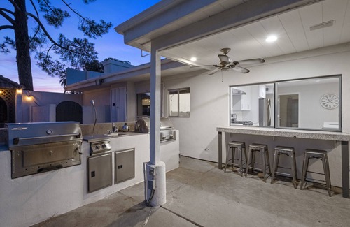 Shea North Estates House | Delcoa by Coast to Cactus | 6BR Private Home | Backyard & Pool