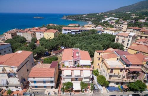Marina Di Camerota Hotel | Delfino