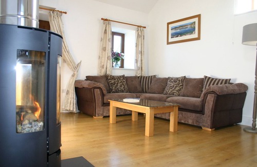 Rhyd-y-clafdy Cottage | Delfryn at Hendre Barns: Level Access Barn, Stunning Views, 10 Mins From Beaches
