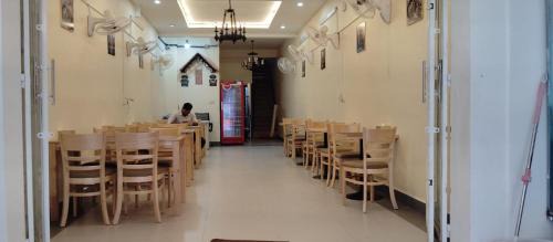 Kampot House | Delhi Darbar restaurant and guest house