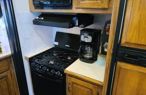 St. George House | Delighful 1 Bedroom Camper/RV in Saint-George Utah (NO LONGER AVAILABLE)