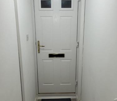 Newham Apartment | Delight Apartment, Close to Excel, London City Airport & O2!