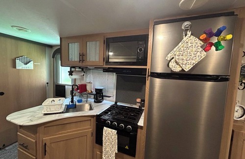 Fellowship House | Delightful 1-bedroom RV with parking on premises