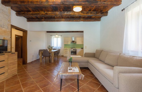 Butkovici Cottage | Delightful 4-bedroom Cottage & outdoor pool, indoor fireplace, AC, WiFi
