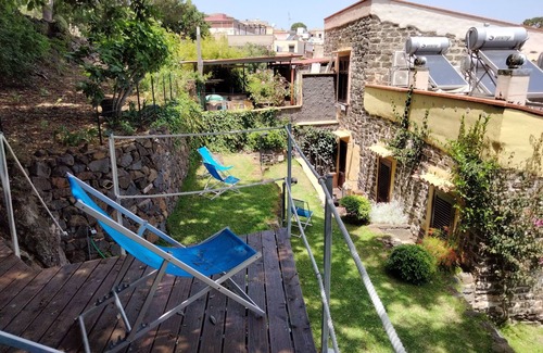 Ustica Apartment | DELIGHTFUL APARTMENT WITH GARDEN IN ANCIENT BAGLIO A FEW STEPS FROM THE SQUARE