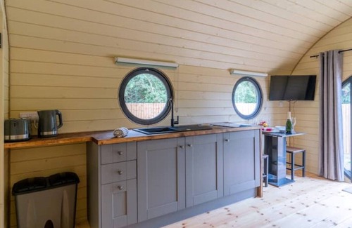 Mangotsfield House | Delightful Apple in the beautiful Cotswolds