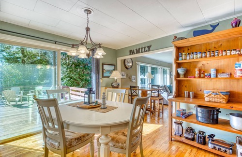 Barview House | Delightful home near the beach with private deck, firepit