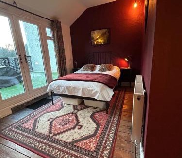 Matlock House | Delightful House in the Heart of the Matlocks!