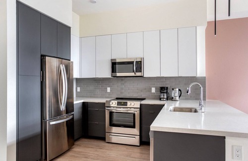 Wilshire Center Apartment | Delightful Koreatown 1BR w/Gym, nr Shops, Dining & Metro, by Blueground