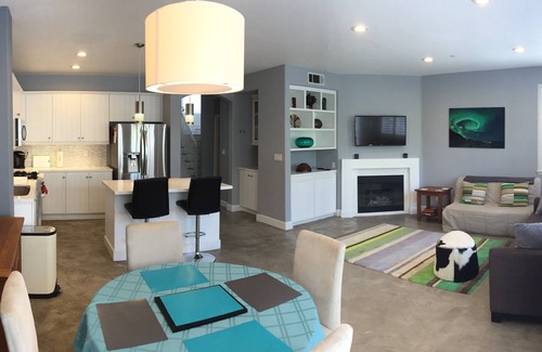 South Redondo House | Delightful Redondo Beach Townhouse