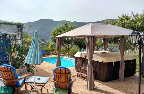 Canillas de Aceituno House | Delightful Studio 'Rubite' w/Mountain Views, sleeps 2