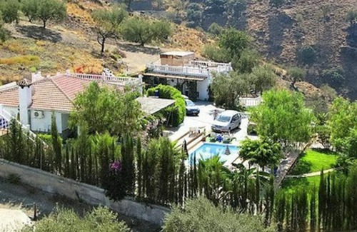 Canillas de Aceituno House | Delightful Studio 'Rubite' w/Mountain Views, sleeps 2
