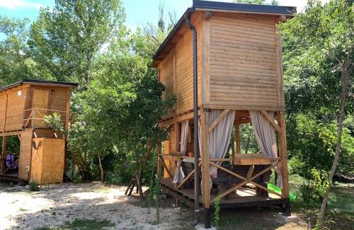 Mostar Other | Delightful Treehouse w private beach