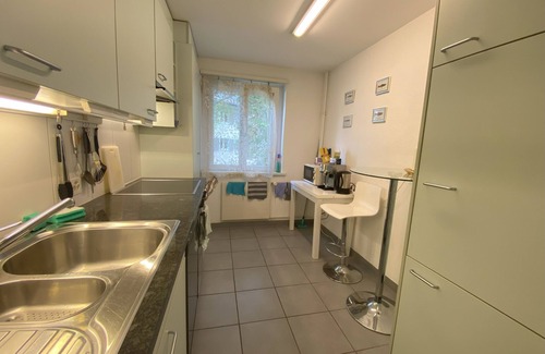 Wiedikon Apartment | Delightfully presented large 1bed central apartment, chic and modern.