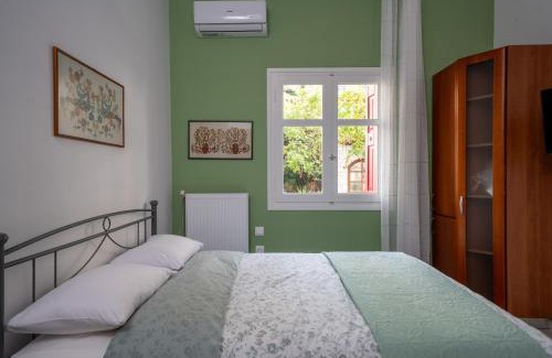 Delfoi Apartment | Delphian Colors - Green Edition