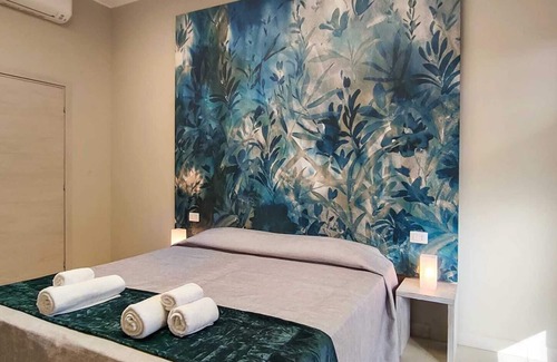 Selargius Apartment | Delphinium- Double bedroom with independent access in a strategic area