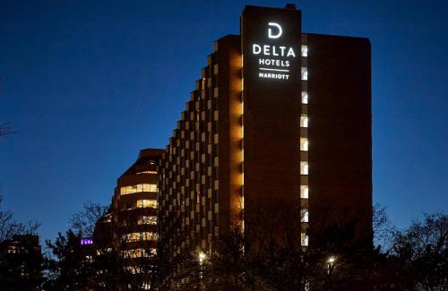 Downtown Mississauga Hotel | Delta Hotels by Marriott Toronto Mississauga