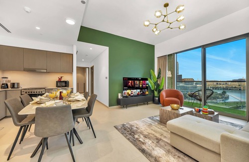 Downtown Dubai Apartment | Delujo Stays - Grande Signature Residence