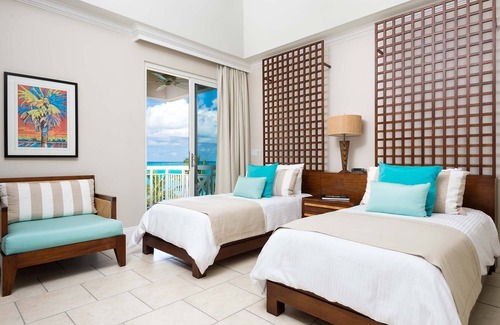 The Bight Resort | Deluxe 2 BR Oceanfront, All-Inclusive Suite at Alexandra Resort
