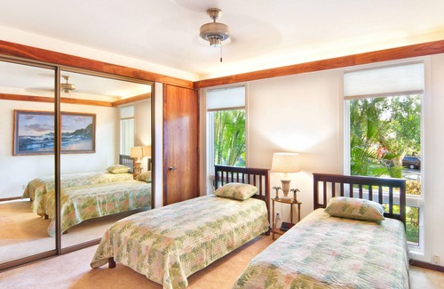 Poipu Resort | Deluxe 2-Bedroom Oceanfront Suite