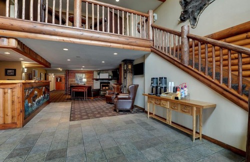 Quincy Hotel | Deluxe 2 Double, Stoney Creek Quincy, 2 Pools, Free Parking | 4 Units