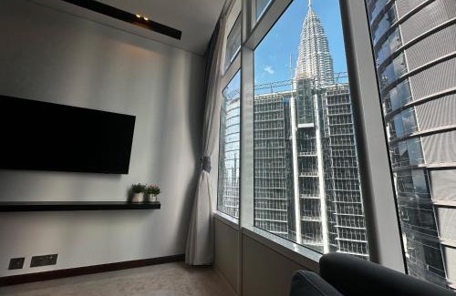 Kuala Lumpur City Centre Apartment | Deluxe Apartment Across KLCC