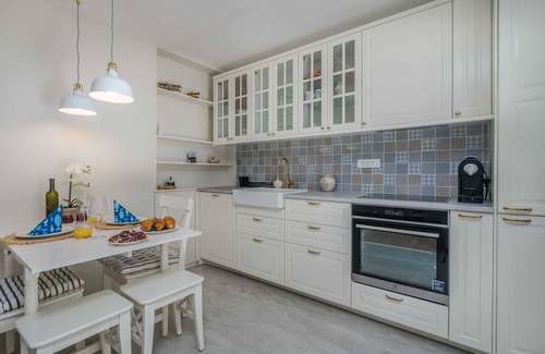 Vantacici Apartment | Deluxe Apartment I. near the beach with Jacuzzi