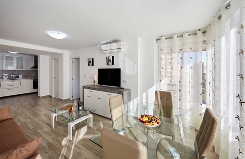 Cala Apartment | Deluxe Apartment in Benidorm, 3 min walking from the beach, 2 bedrooms