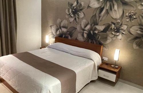 Bugibba Apartment | Deluxe Apartment with pool in the heart of St Pauls Bay