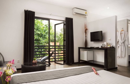 Siem Reap Resort | Deluxe Double Room with private balcony - free breakfast