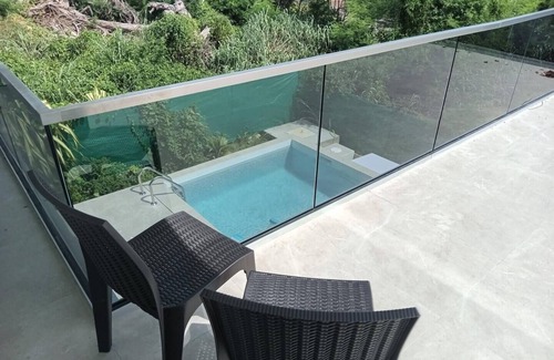 Oistins Apartment | Deluxe Double Room with Sea View