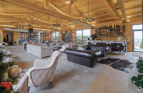 Razlog Bed & Breakfast | Deluxe Mountain Suite With Spa And Amazing Views