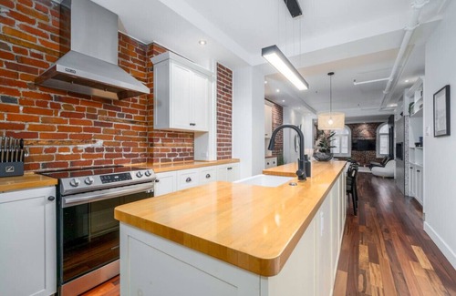 Saint-Roch Apartment | Deluxe Penthouse/2 en 1 Vieux-Québec