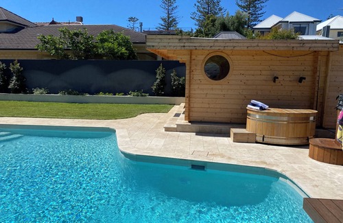 Cottesloe House | Deluxe Private Spa Retreat in Heart of Cottesloe