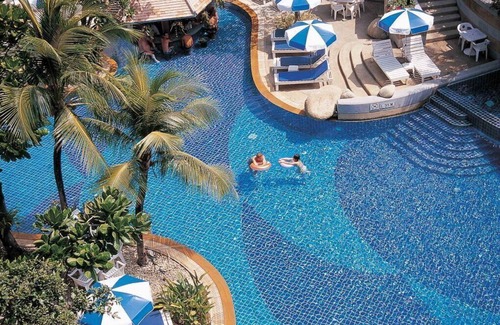 Patong Hotel | Deluxe Room #10, partial sea-view