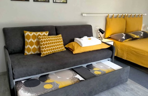 Seregno House | DELUXE ROOM BETWEEN MILANO AND COMO LAKE