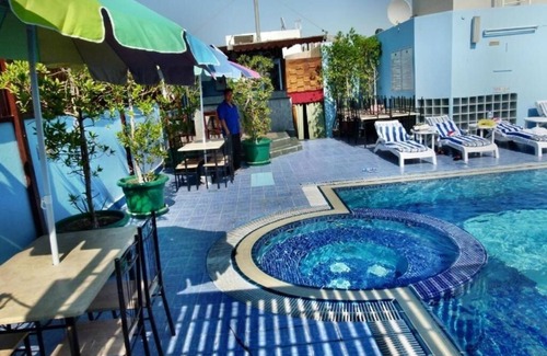 Al Muraqqabat Apartment | Deluxe Room Near By Deira Clocktower