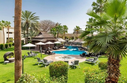 Garhoud House | Deluxe Room Near Dubai Airport Terminal One By Luxury Bookings
