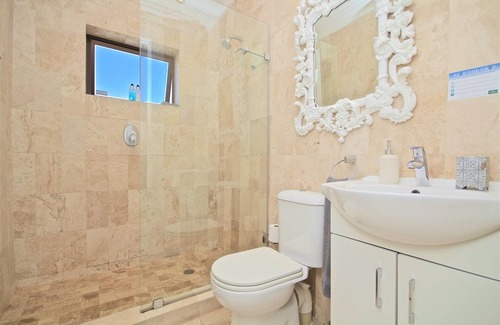 Sunset Beach Apartment | DELUXE STUDIO OCEAN BREEZE - SUNSET BEACH
