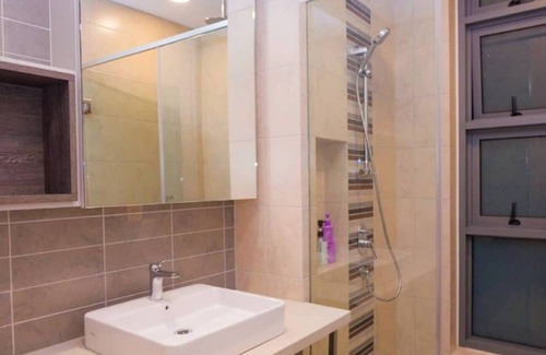 Imbi House | Deluxe suite 2 BR city central