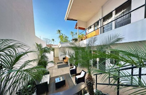 Tamarindo Hotel | Deluxe Suite #8 for 4 + Breakfast Included