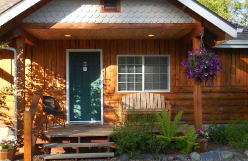 Talkeetna Apartment | Deluxe suite within walking distance of downtown Talkeetna