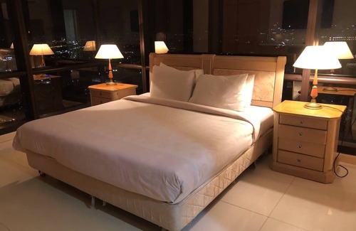 Imbi Apartment | Deluxe Two-Bedroom Suite - Comfort Service Apartment at Times Square KL